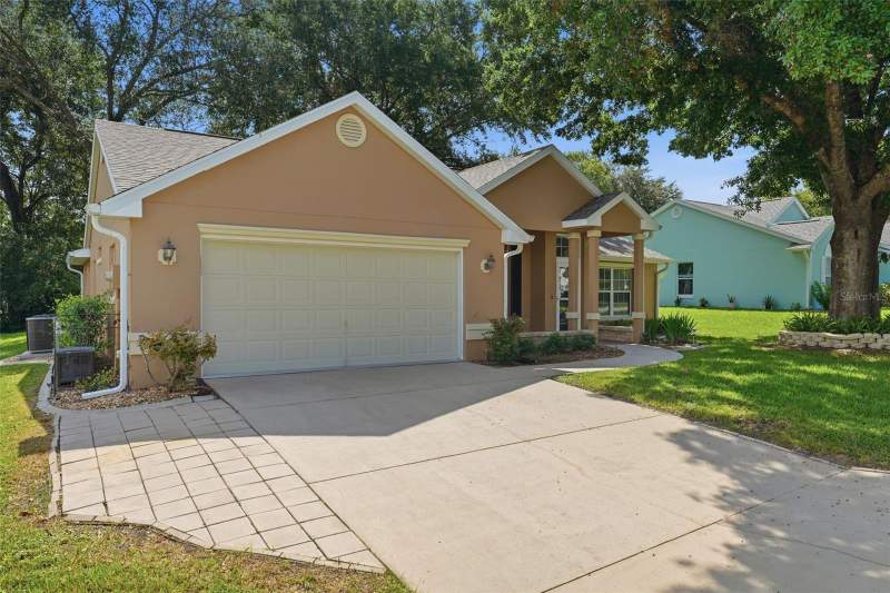 3 bedroom Single Family Residence at 7722 SW 117th Street Road, Oak Run/Preserve Un A, Ocala — photo 2