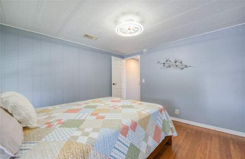 407 Dolphin Drive, Oldsmar FL - photo 24 of 34