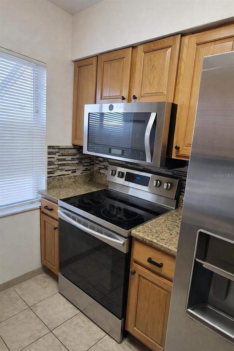 2 bedroom Condominium at 7516 Needle Leaf Place #43, Place One A Condo, Tampa — photo 4