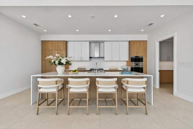 3 bedroom Condominium at 275 1st Avenue #4202, Art House, St Petersburg — photo 3