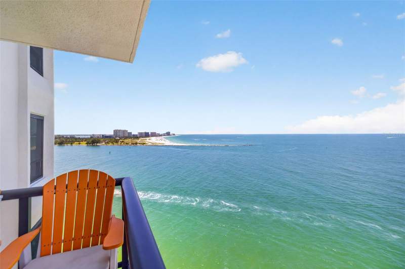 440 S GULFVIEW BOULEVARD #1407 home for sale in 440 West Condo