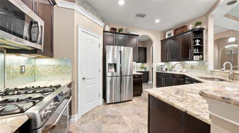 11403 Gramercy Park Avenue, Bradenton FL - photo 18 of 55