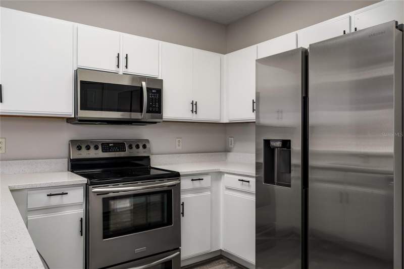 2 bedroom Townhouse at 6213 Osprey Lake Circle, Osprey Run Twnhms Ph 2, Riverview — photo 2