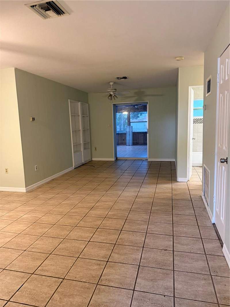 2 bedroom Single Family Residence at 3543 Bali Drive, Ridgewood Estates Add 05 Resub 01, Sarasota — photo 2