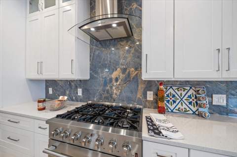 11915 Clubhouse Drive, Lakewood Ranch FL - photo 18 of 54