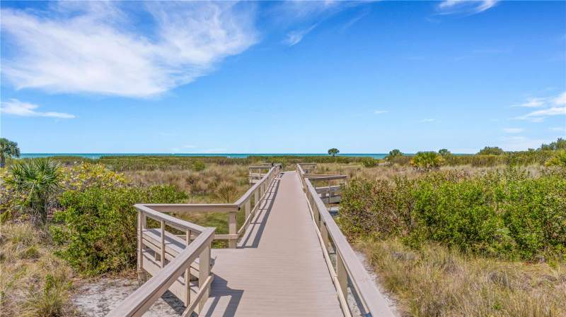 2 bedroom Condominium at 420 Beach Road #507, Siesta Gulf View, Sarasota — photo 4