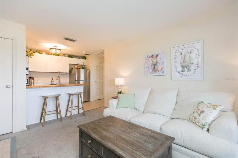 1 bedroom Condominium at 1400 GANDY BOULEVARD #507, WINDJAMMER CONDO, ST PETERSBURG — photo 4