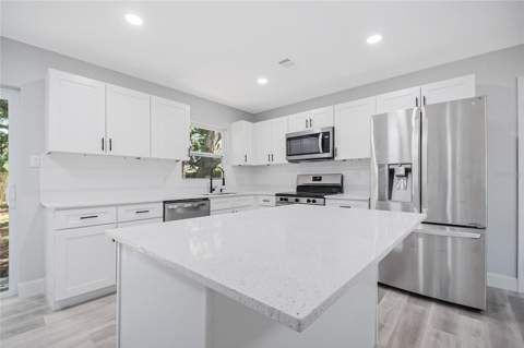 3669 Yosemite Drive, Orlando FL - photo 15 of 34
