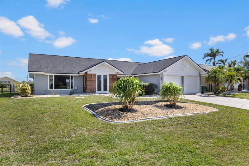 3 bedroom Single Family Residence at 4196 Eastlake Court, Port Charlotte Sec 044, Port Charlotte — photo 4