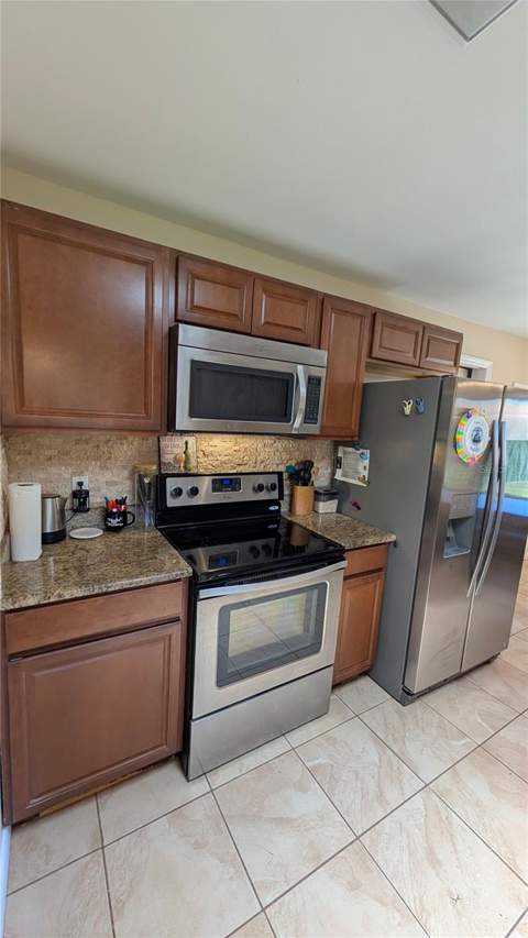 2469 Broadvue Avenue, Eustis FL - photo 11 of 25