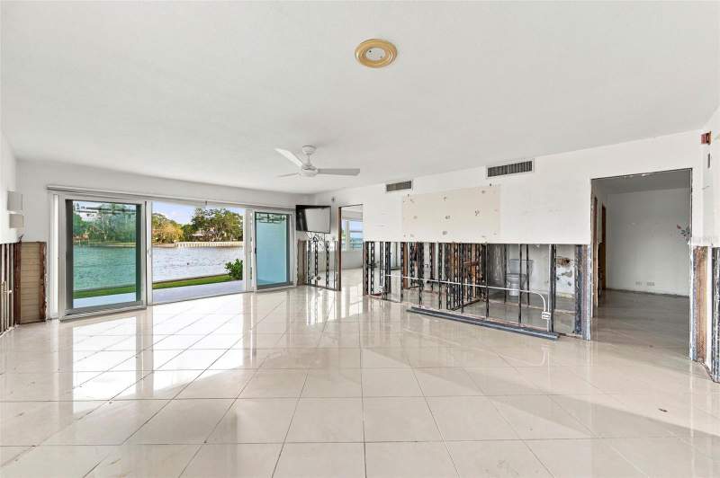 2 bedroom Condominium at 1365 Snell Isle Boulevard #1A, Brightwaters Tower Of Snell Isle, St Petersburg — photo 5