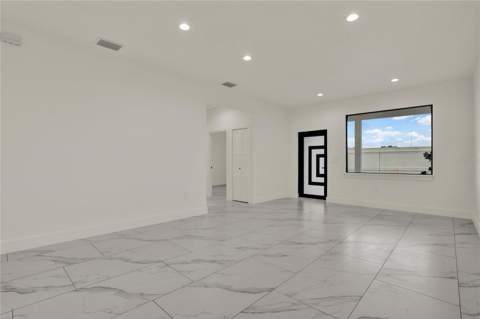 2725 W Green Street, Tampa FL - photo 8 of 28