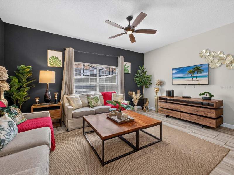 5 bedroom Townhouse at 4800 Brier Rose Lane, Storey Lake Ph 1B-2A, Kissimmee — photo 4