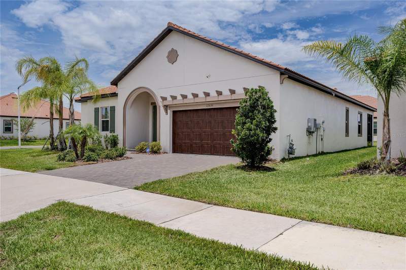 2 bedroom Single Family Residence at 17439 Holly Well Avenue, Forest Brooke Active Adult Phase 8A, Wimauma — photo 3
