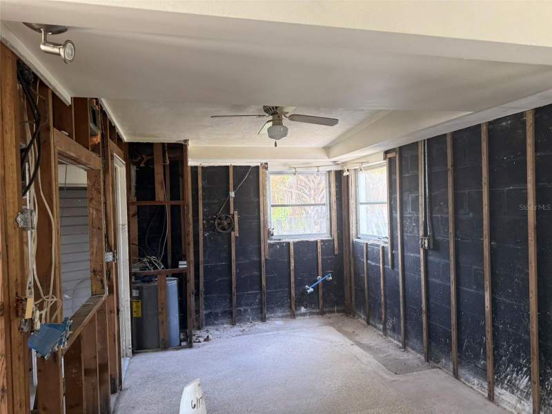 2 bedroom Single Family Residence at 14054 Vivian Drive, Gulf Shores 3rd Add Rep, Madeira Beach — photo 4