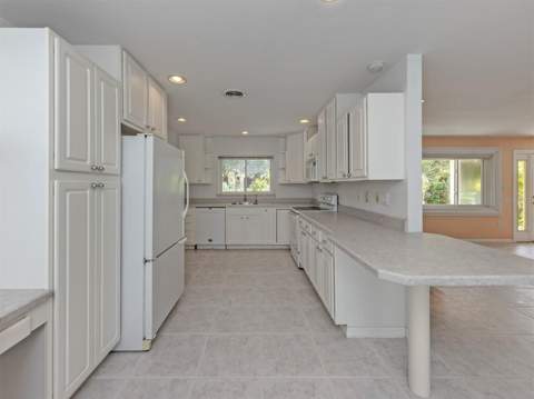 324 Ponce De Leon Avenue, Venice FL - photo 14 of 64