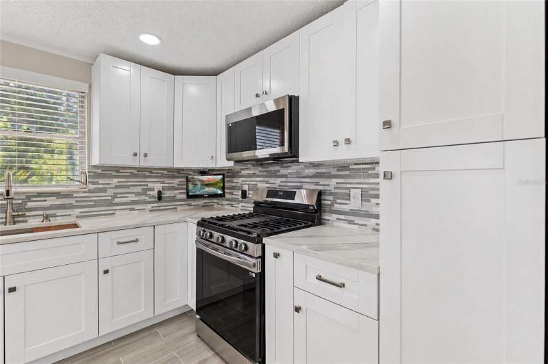 2 bedroom Condominium at 5623 80th Street #316, Five Towns Of St Pete, St Petersburg — photo 3