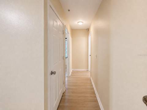 6554 Swissco Drive #518, Orlando FL - photo 7 of 27