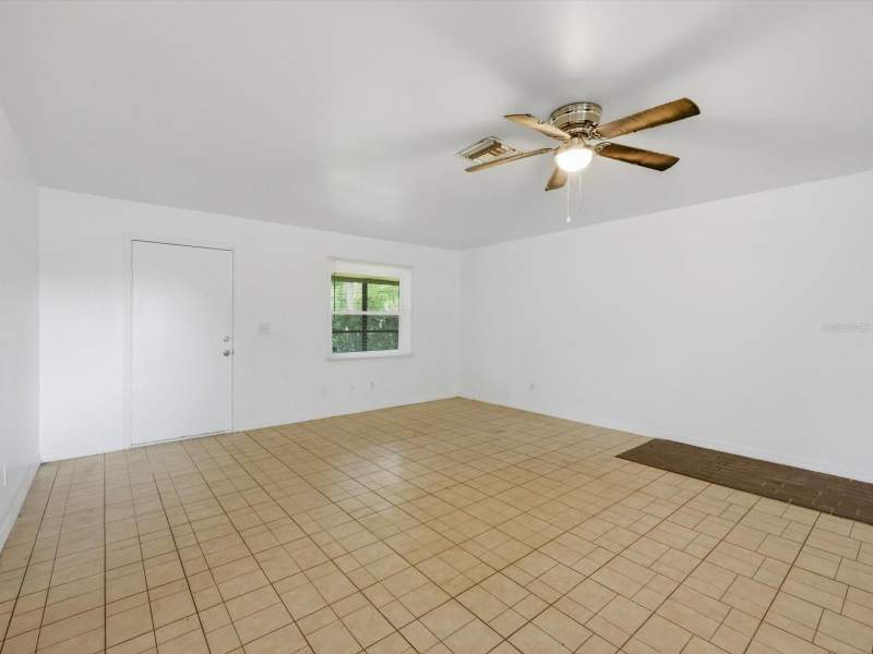 2 bedroom Single Family Residence at 20145 SE Highway 42, Unrecorded Sub Sec B, Umatilla — photo 3