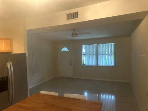 4702 Cronin Drive, Sarasota FL - photo 6 of 19