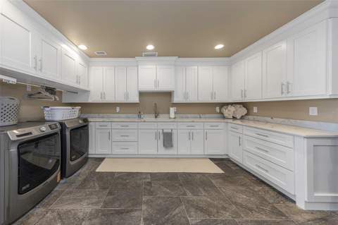 1744 Santa Barbara Drive, Dunedin FL - photo 9 of 97