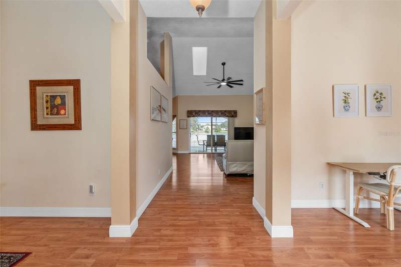 4 bedroom Single Family Residence at 13715 Bluewater Circle, Waterford Lakes Tr N31A, Orlando — photo 5