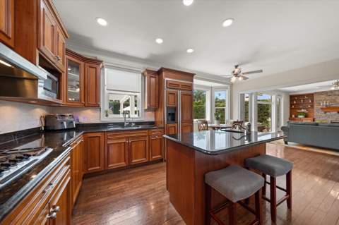 1322 Golf View Drive, Belleair FL - photo 17 of 59