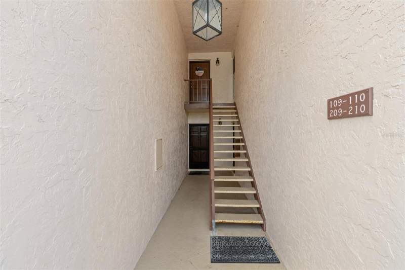 2 bedroom Condominium at 209 Fernwood Circle #209, Gardens The Condo, Seminole — photo 5
