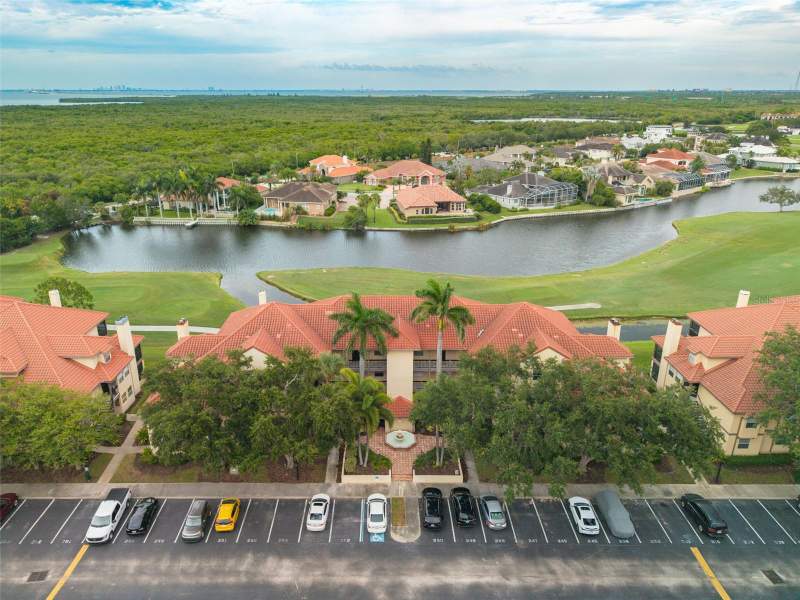 2 bedroom Condominium at 2400 Feather Sound Drive #914, Audubon Condo At Feather Sound, Clearwater — photo 2