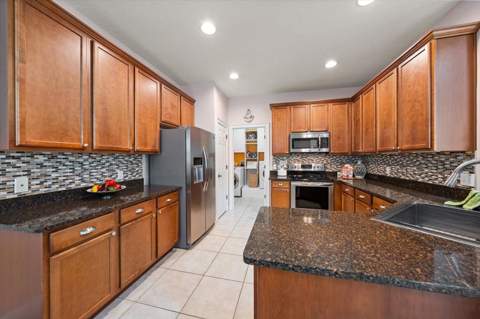 8241 Acadian Lane, Seminole FL - photo 6 of 6