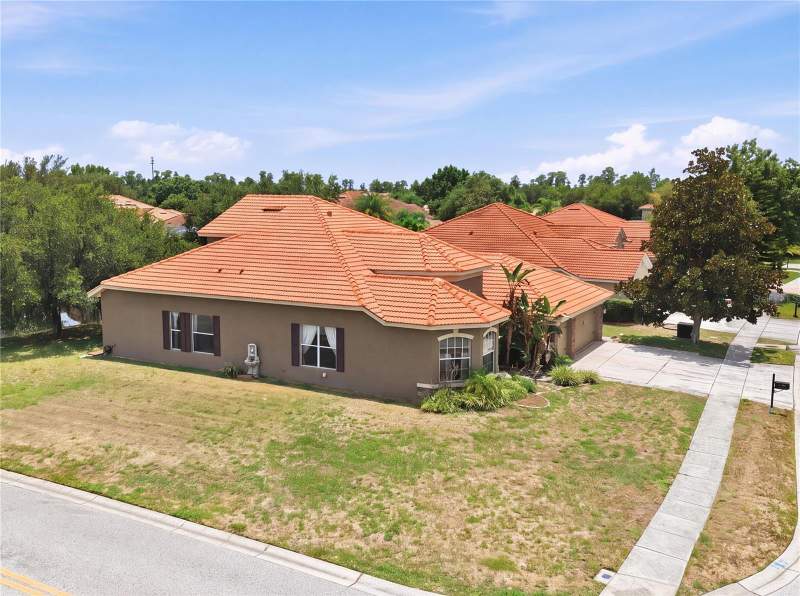 4 bedroom Single Family Residence at 11530 Oyster Bay Circle, Waters Edge 02, New Port Richey — photo 3
