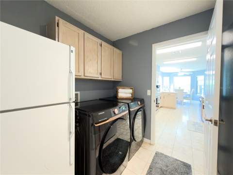 32676 Oak Park Drive, Leesburg FL - photo 11 of 38