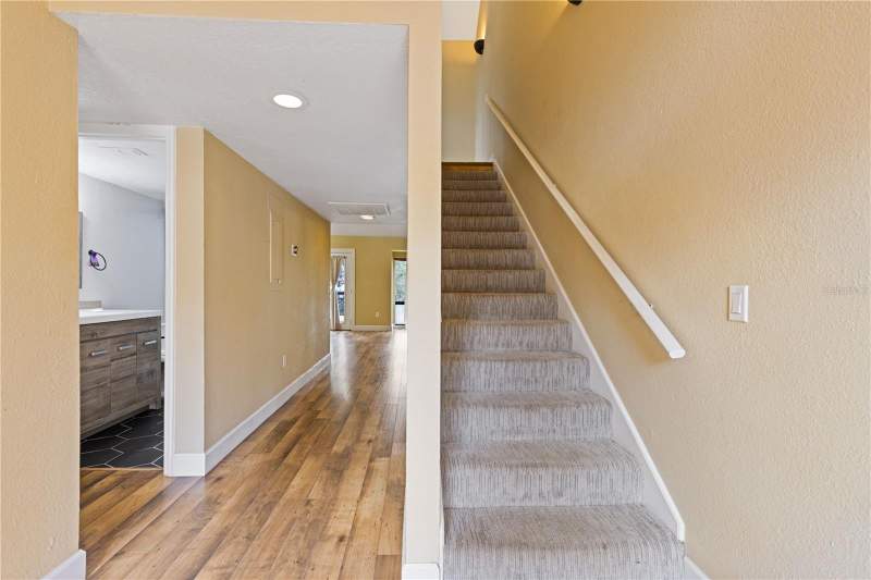 2 bedroom Townhouse at 1621 NE 2nd Street #302, Park Place Un 302, Ocala — photo 5