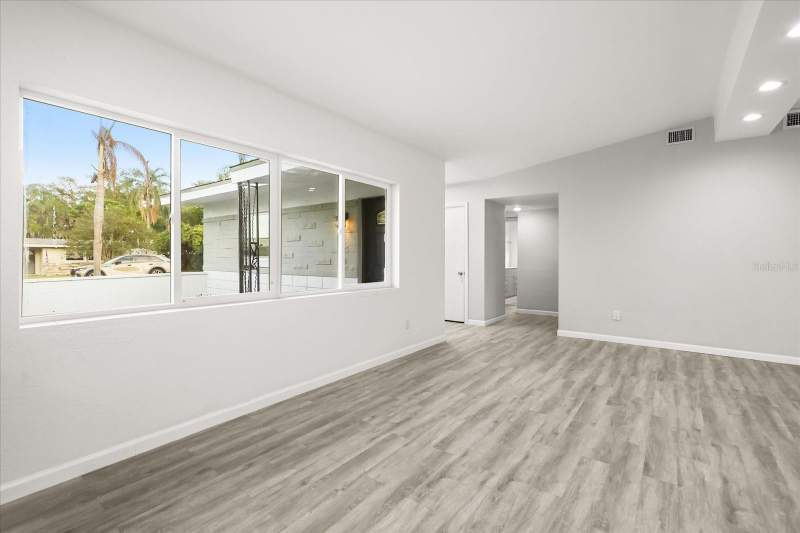 4 bedroom Single Family Residence at 4528 S Shore Road, Lake Holden Gardens, Orlando — photo 5