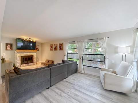 719 Cherokee Circle, Sanford FL - photo 9 of 42
