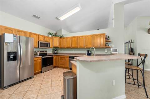 646 NE 2nd Street, Williston FL - photo 8 of 39