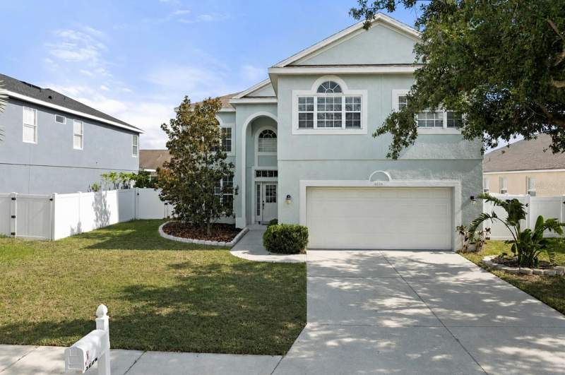 5 bedroom Single Family Residence at 5224 58th Terrace, Silverlake, Bradenton — photo 2