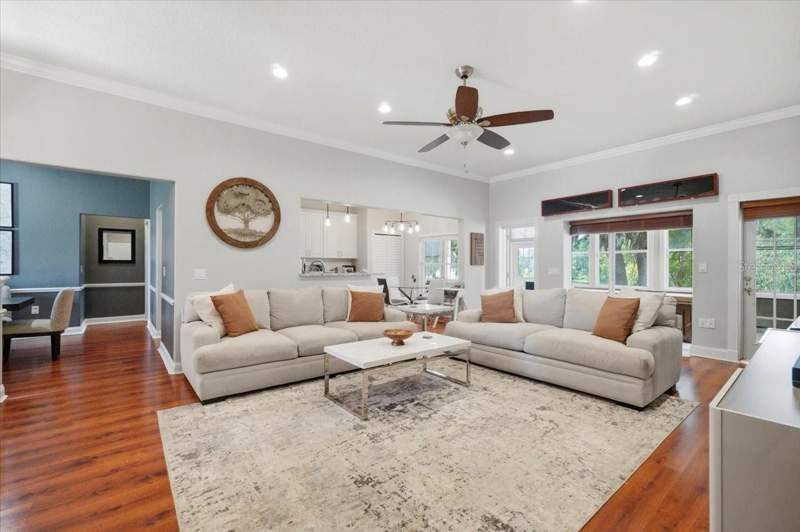 3 bedroom Single Family Residence at 448 Lake Harris Drive, Scott Lake West Add, Lakeland — photo 4
