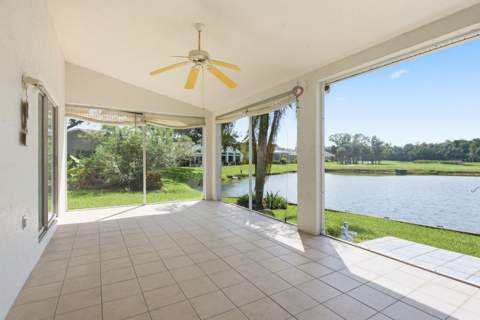 6639 Sun Point Court, New Port Richey FL - photo 6 of 67
