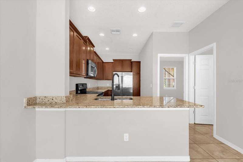 3 bedroom Townhouse at 11932 Lorenza Lane, Villagewalk/Lk Nona Un #4A, Orlando — photo 2