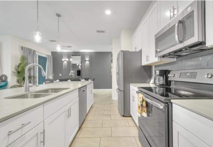 4 bedroom Townhouse at 4983 Windermere Avenue, Storey Lake Ph 3, Kissimmee — photo 3