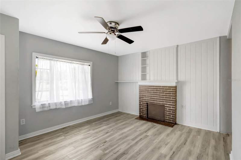 2 bedroom Single Family Residence at 322 N Frankfort Avenue, Hords Resub Pine Heights Deland, Deland — photo 5