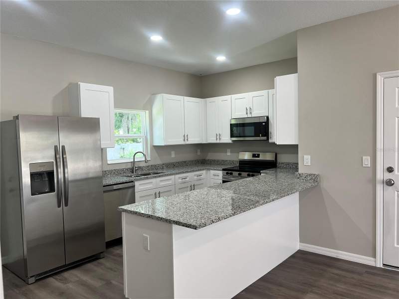 3 bedroom Single Family Residence at 5008 Finders Court, Knoll Pine, Tampa — photo 3