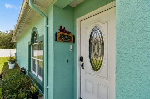 5936 Lake Front Drive, Wesley Chapel FL - photo 6 of 47