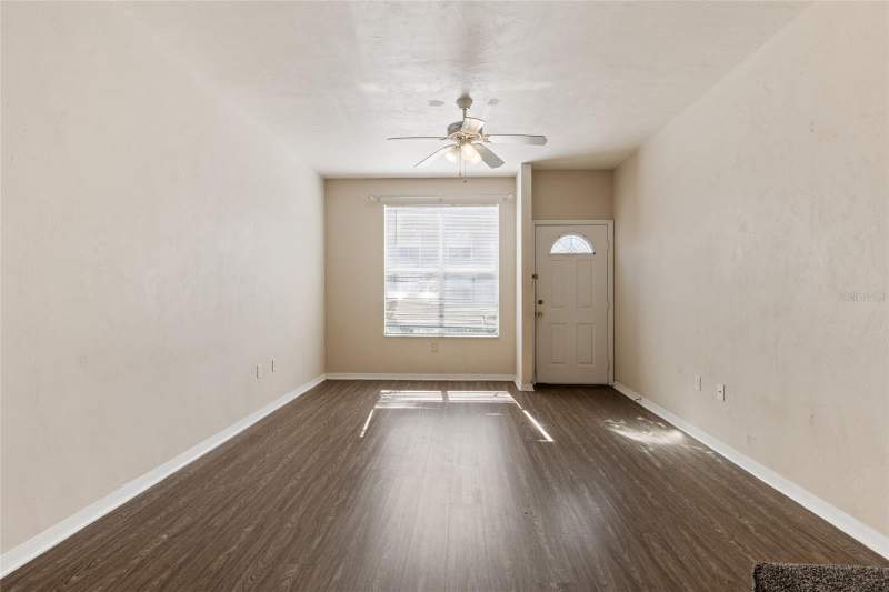 2 bedroom Townhouse at 3901 SW 20th Avenue #806, Kensington South, Gainesville — photo 4