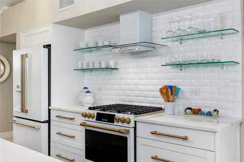 350 Gilchrist Avenue, Boca Grande FL - photo 15 of 52