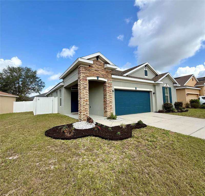 3 bedroom Single Family Residence at 173 Tracy Circle, Lake Tracy Estates, Haines City — photo 2