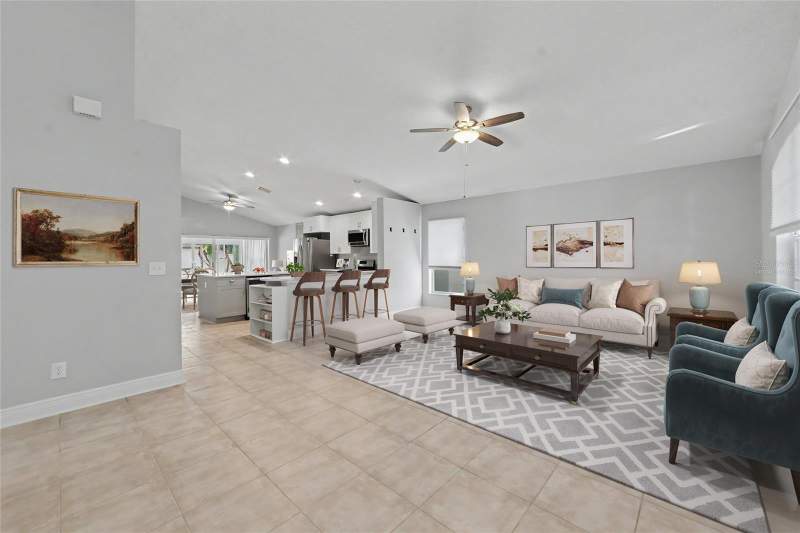 4 bedroom Single Family Residence at 6241 Crickethollow Drive, Bloomingdale Ridge, Riverview — photo 2