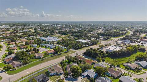 8835 Helmsly Lane, Hudson FL - photo 10 of 65