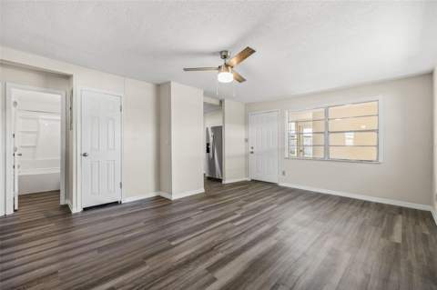 39019 Heath Drive, Zephyrhills FL - photo 9 of 30